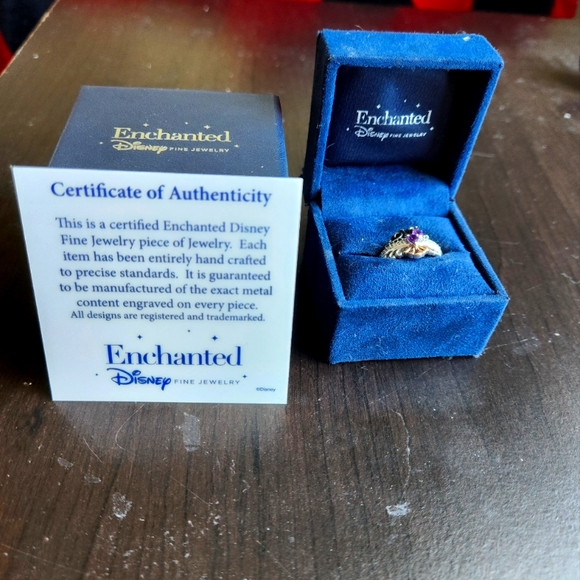 Ariel and Ursula Villains Duo Stack Ring - Enchanted Disney fine jewelry - Picture 4 of 6